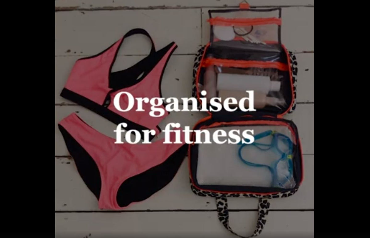 The Ultimate Gym Wash Bag Set Victoria Green