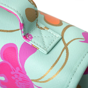 'Emma' 3-in-1 Hanging Wash Bag in Flowing Floral