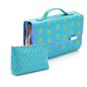 Victoria Green hanging wash bag and makeup bag
