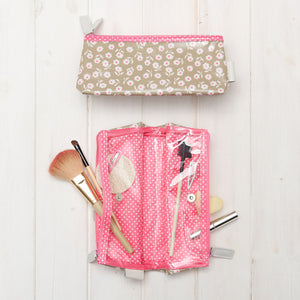 travel makeup bag in daisy sage print  interior detail
